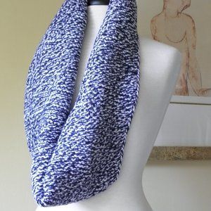 New knitting blue and white infinity unisex  full and winter scarf